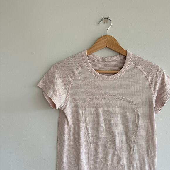 Lululemon Swiftly Tech Short-Sleeve Shirt 2.0 Flush Pink 8 - Picture 4 of 5